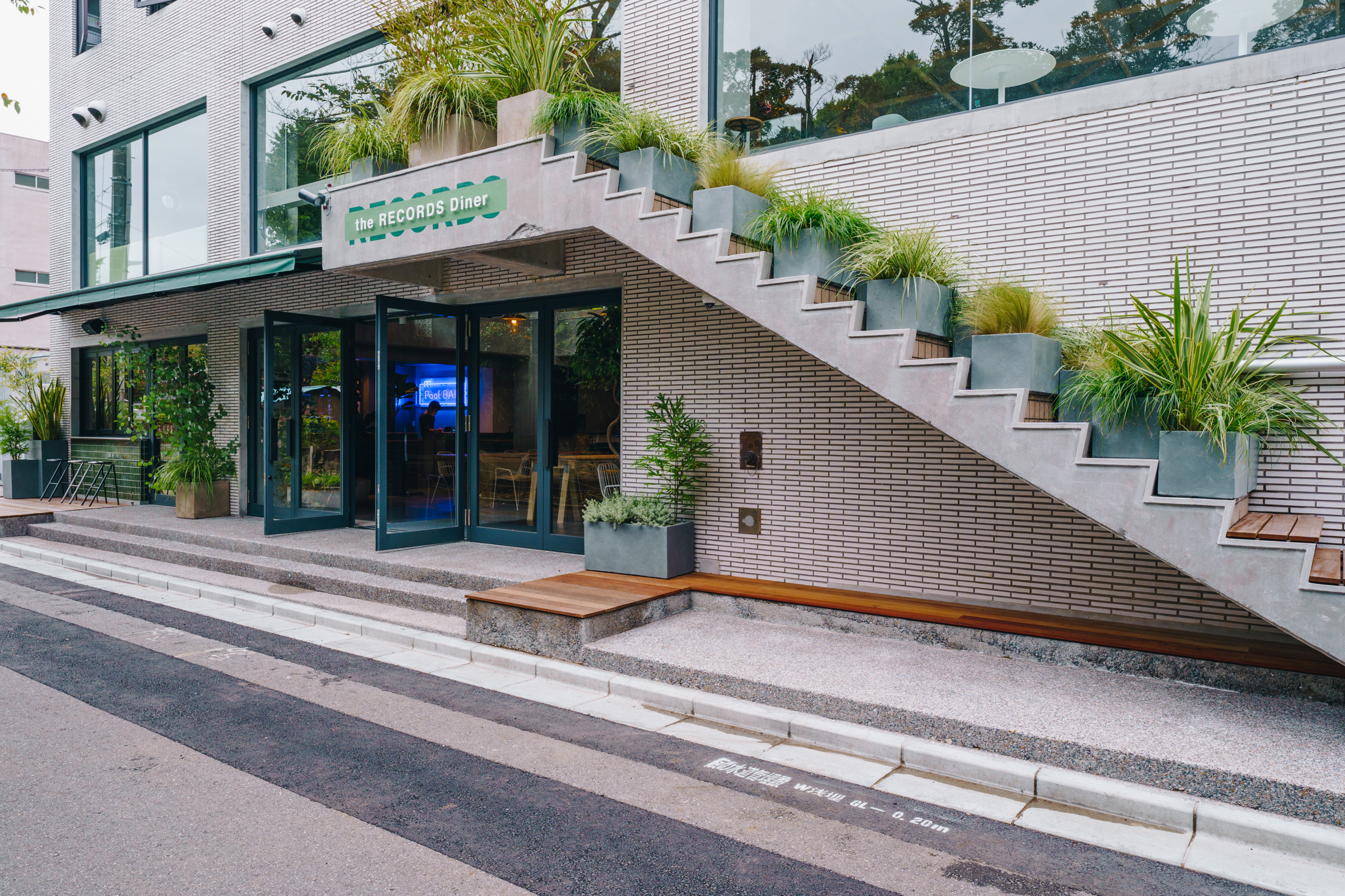 営業時間変更のお知らせのイメージ写真