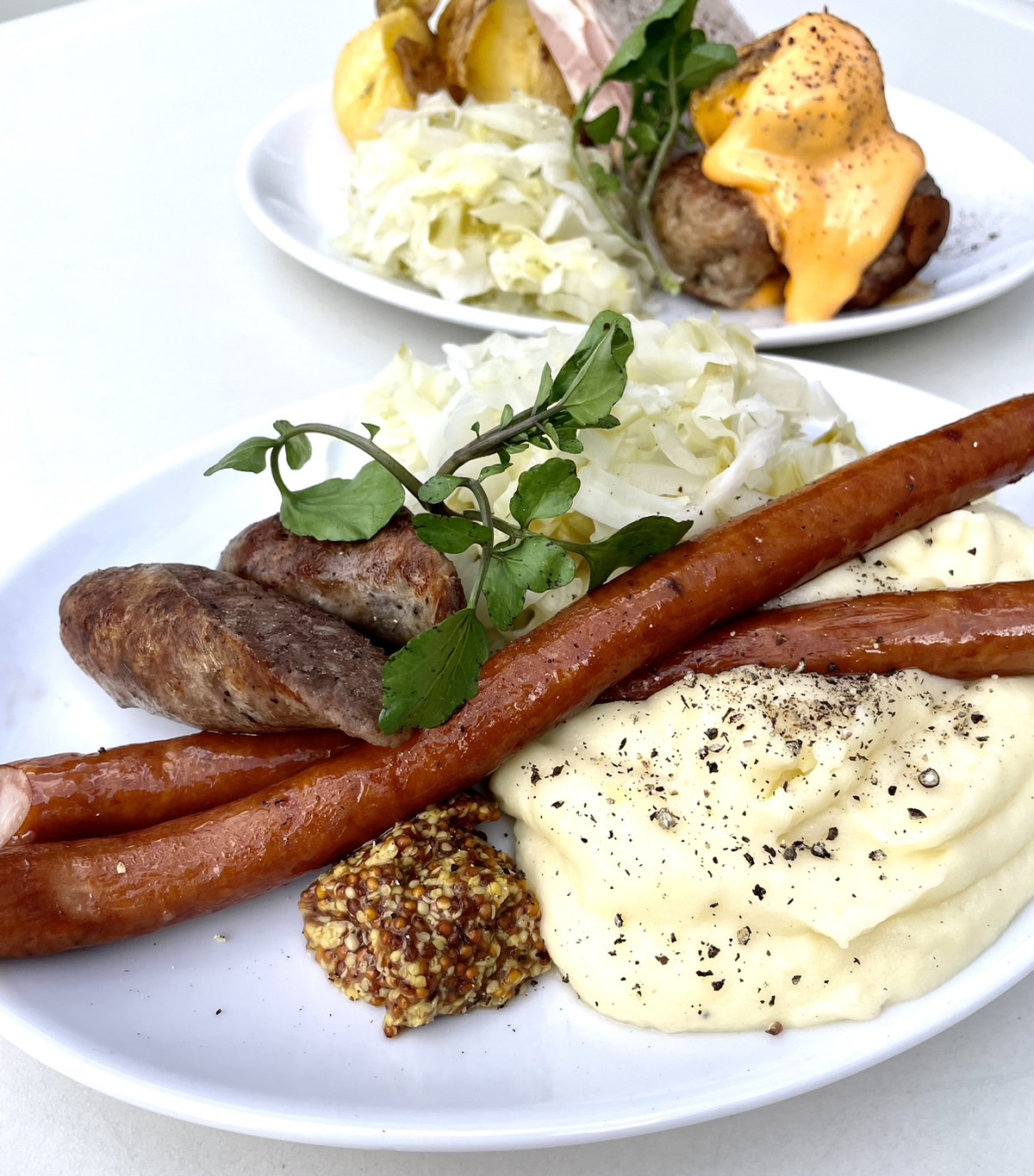 8月3日（木）より「生ビール✕肉盛りコンボセット」スタート‼️のイメージ写真